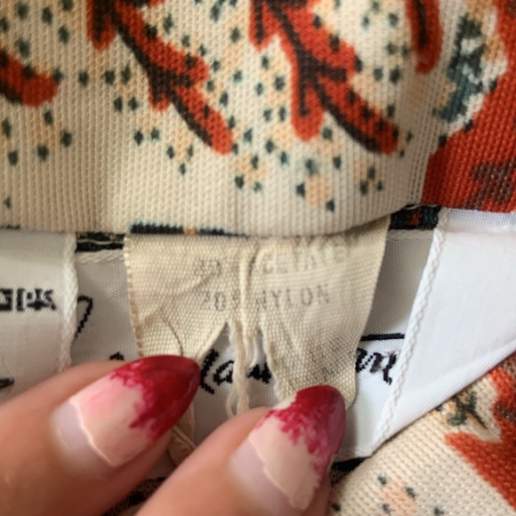 LADY MANHATTAN SIZE S Long-sleeve Sheer Patterned Button-up Top - Picture 16 of 16